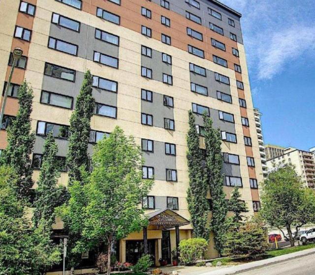 Downtown River Valley Bachelor Suite Condo, Non Smoking, 12 Inches Queen Bed, Beautiful Minimalist, Very Convenient Every Where Έντμοντον Εξωτερικό φωτογραφία